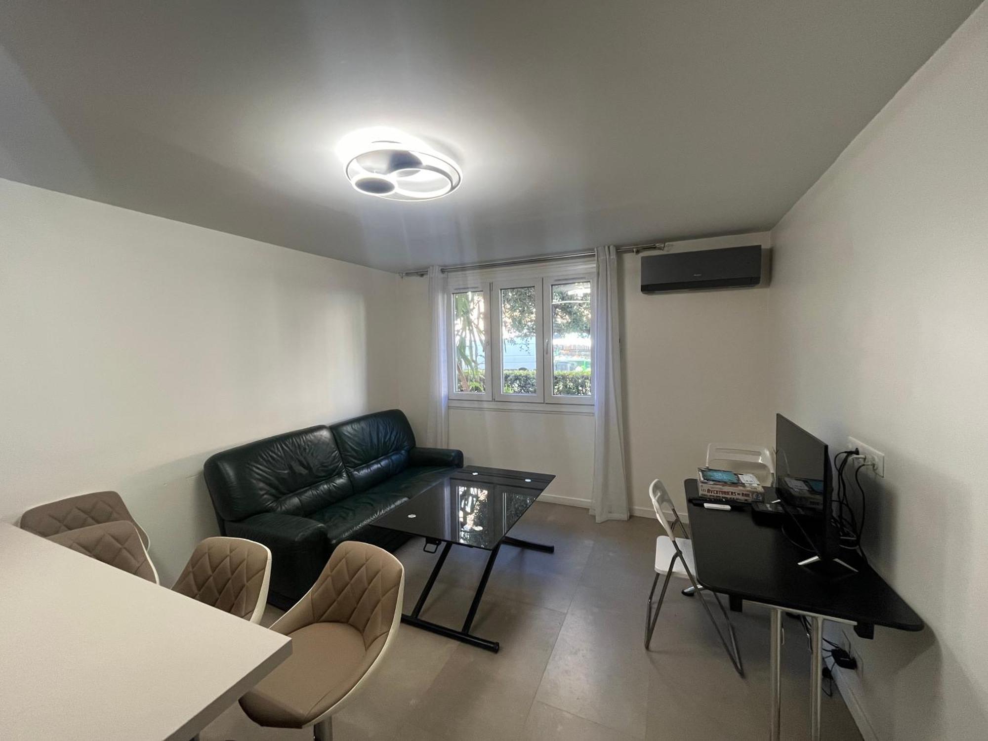 Port Lympia - Grand 2 Pieces Confort Apartment Nizza